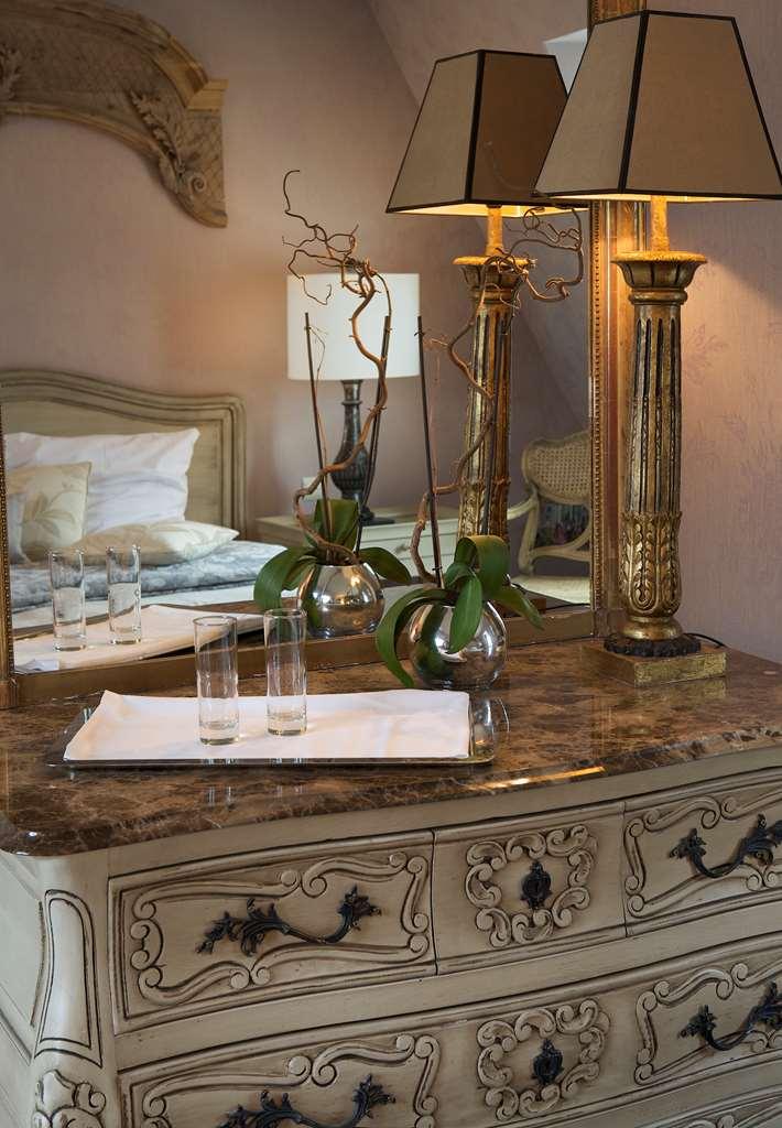 Hotel Chateaubriand Paris Bilik gambar